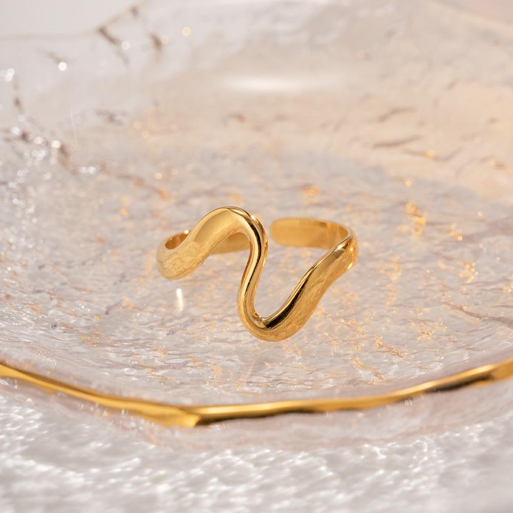 European & American Snake-shaped Geometric Arc Ring - Non-fading, Irregular Design