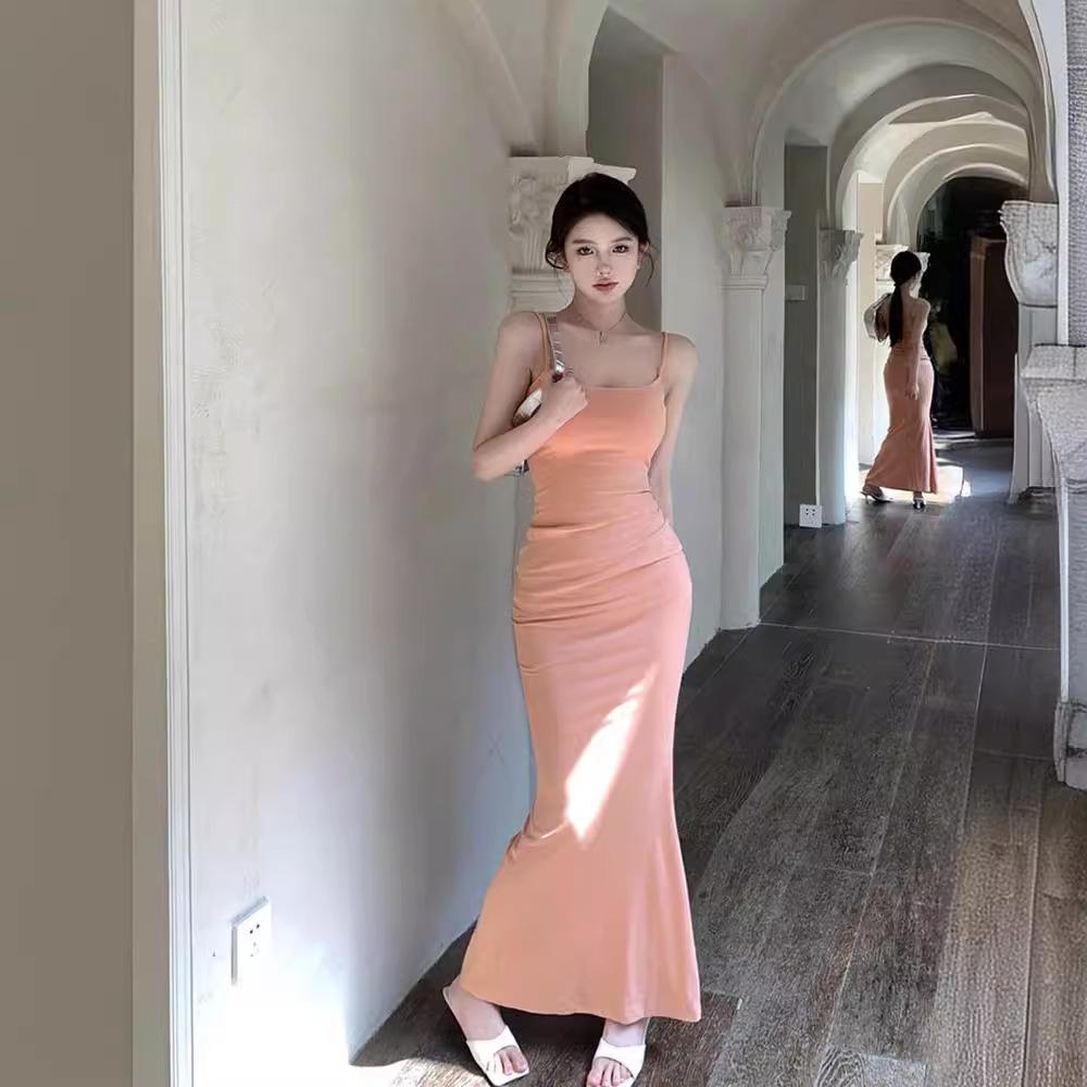 Dámské letní zeštíhlující bez rukávů bodycon midi šaty s rybím ocasem