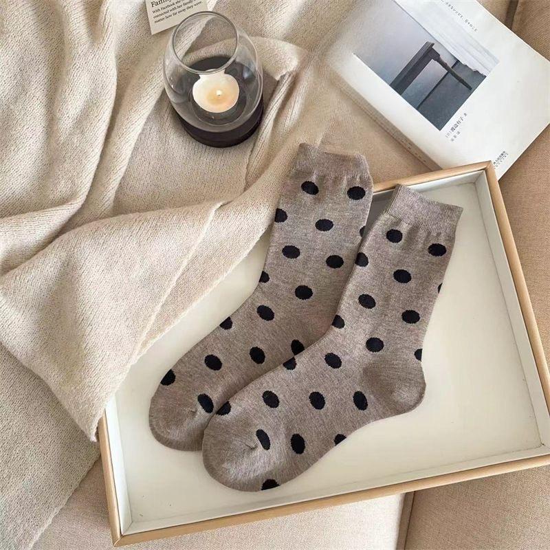 Female Autumn and Winter Thickened Warm All Go Up Wave Dot Tube Socks