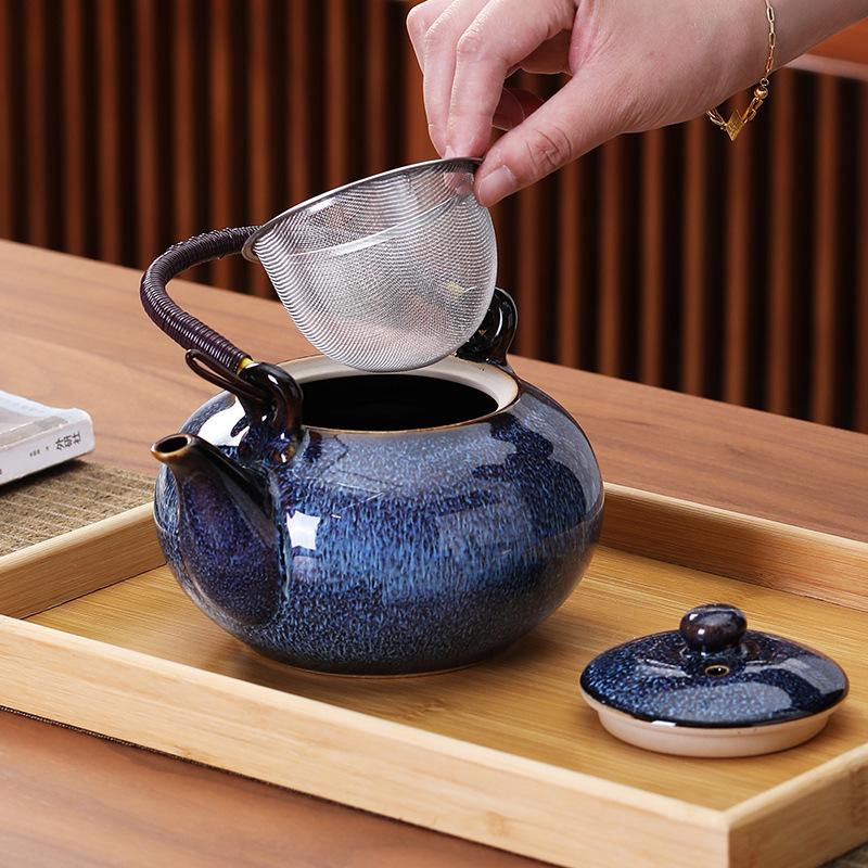 Japanese Style Kung Fu Tea Set Kiln Transformed Lifting Beam Teapot Ceramic Teapot Simple with Filter Tea Maker Single Pot