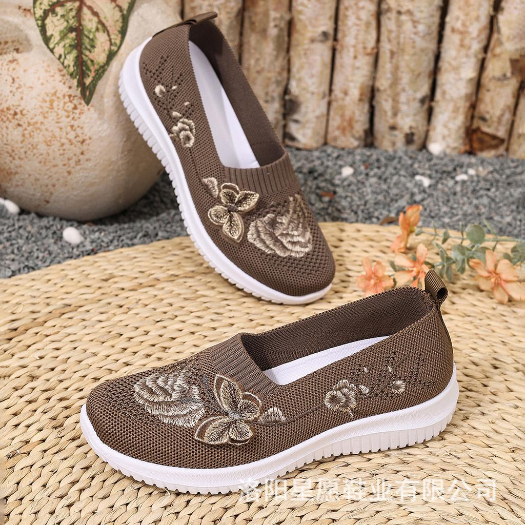 Women's Soft-Soled Slip-On Shoes Comfortable Slip-Ons for Middle-Aged and Elderly Women