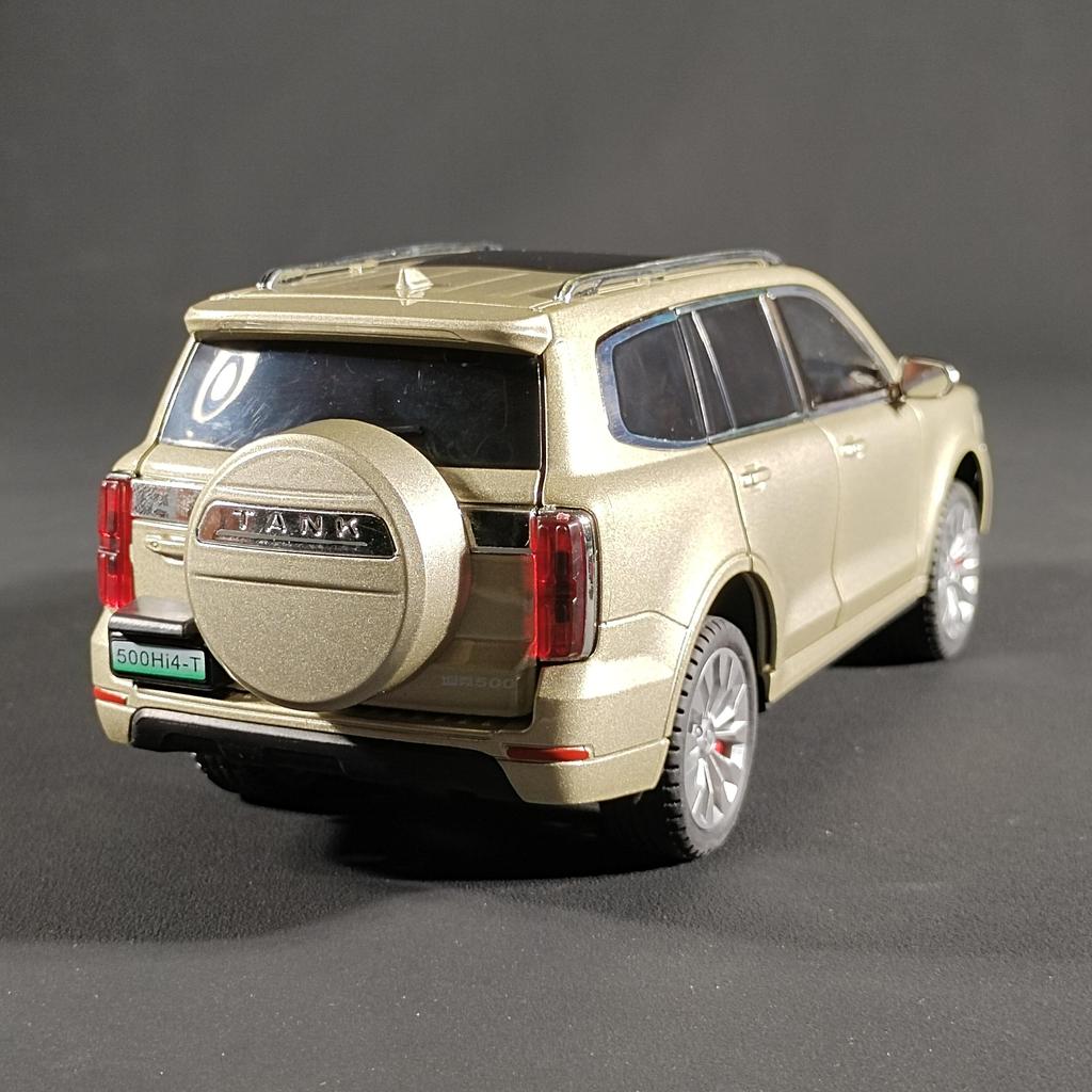 1:24 TANK 500 Hi4-T Alloy Diecast SUV Model Simulation Sound & Light Rotable Direction Children Toy Decorative Trendy Ornaments