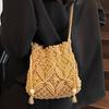 Simple woven straw bag New fashion niche design Crossbody bucket bag Seaside beach bag