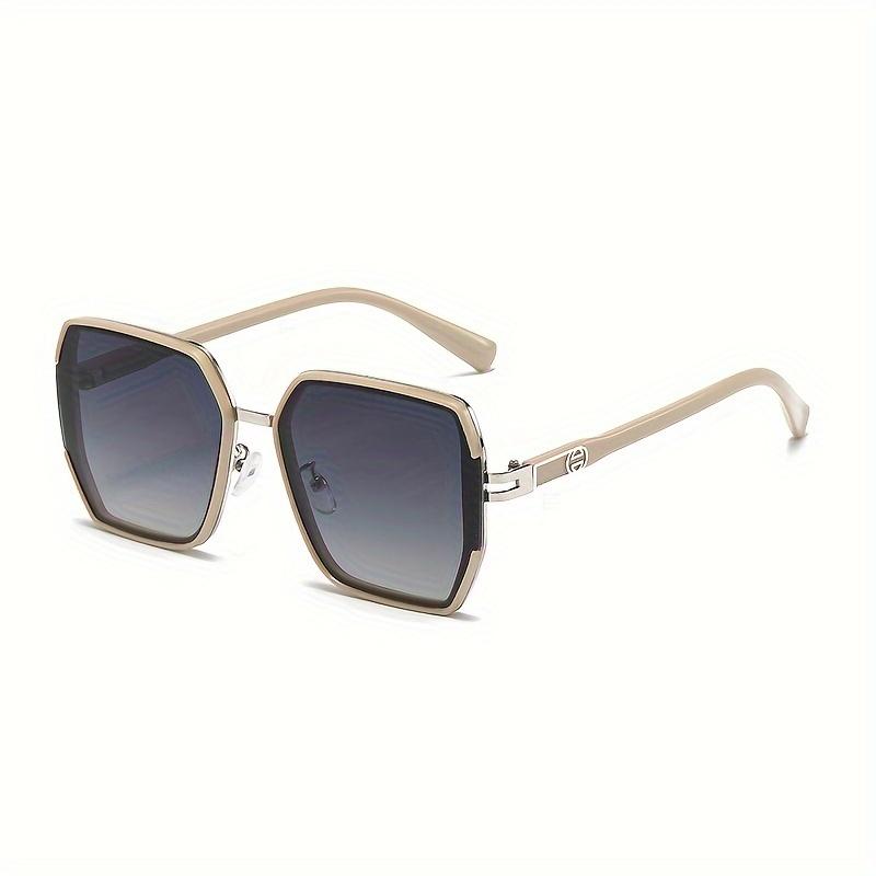 1pcs New Women's Sunglasses Classic Cool Travel Photos Exquisite Luxury Ultraviolet-proof Gradient Sunglasses