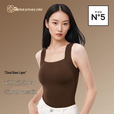 Üst Kıyafetler – Tişörtler ve üstler