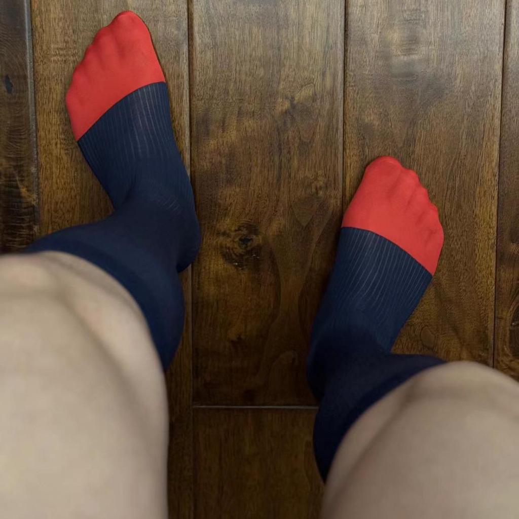 Zhou Men's Business Red Toe Pinstripe Mid-Length Formal Stockings