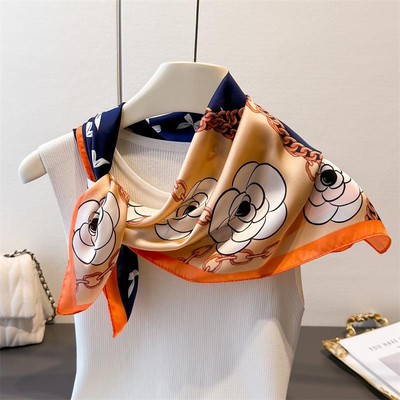 Chain Butterfly Shadow Printing Simulation Silk Scarf Square Scarf High-End Shawl Versatile Neck Small Square Scarf Headscarf