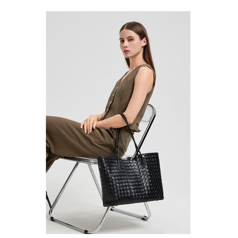 Borsa Tote da Donna in Vera Pelle 2026 Nuova alla Moda Borsa a Spalla Intrecciata Grande Capacità Borsa da Lavoro Texture Morbida