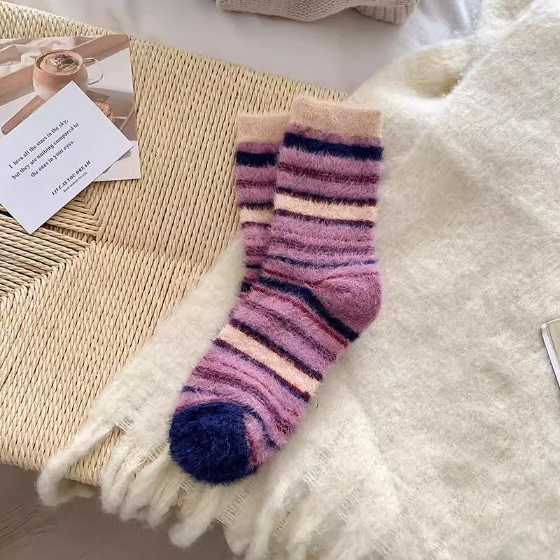 Autumn And Winter Retro Mink Velvet Striped Medium Tube Socks Women'S New Comfortable And Warm Color Matching Socks With Birkenstocks