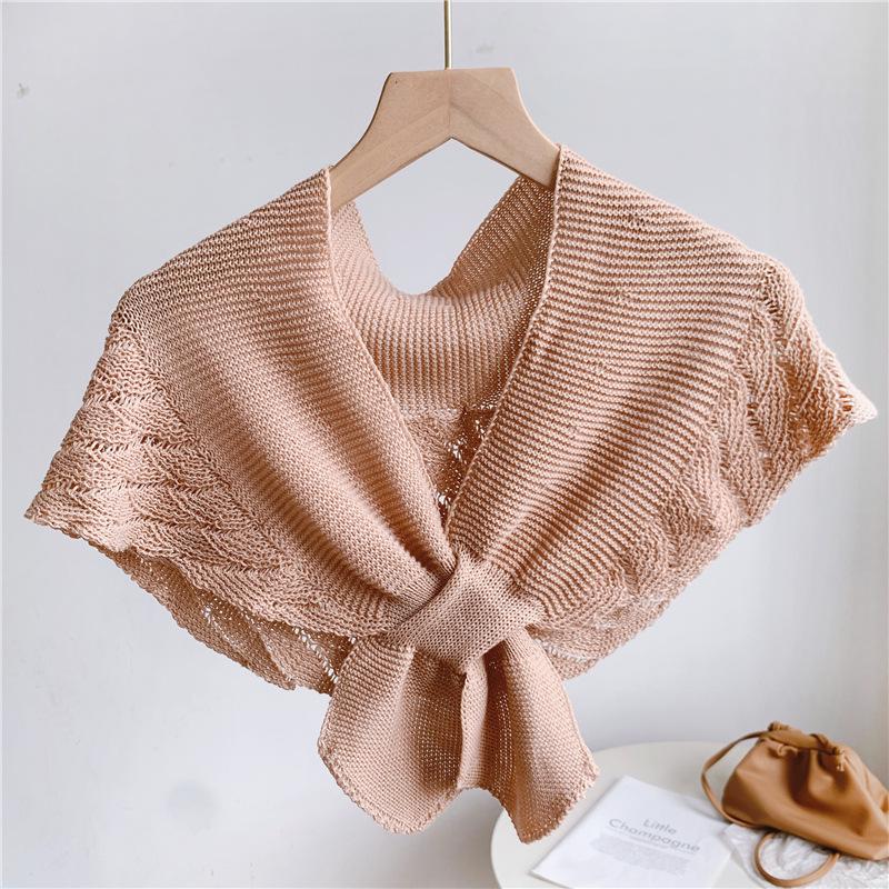 

Mermaid Fishtail Shawlette: Spring/Summer Knitted Neck Protector & Shoulder Wrap for Air-Conditioned Rooms