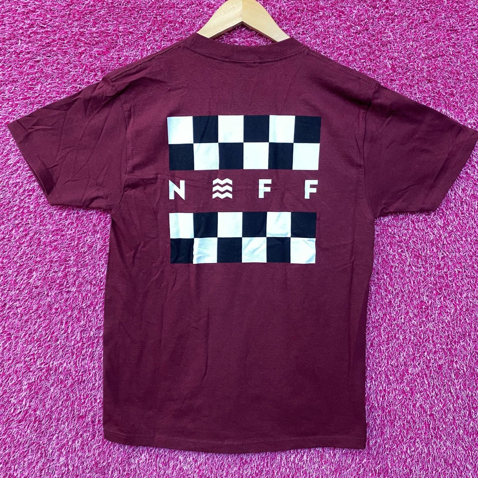 

Neff Burgandy Streetwear Logo Tshirt 2XL