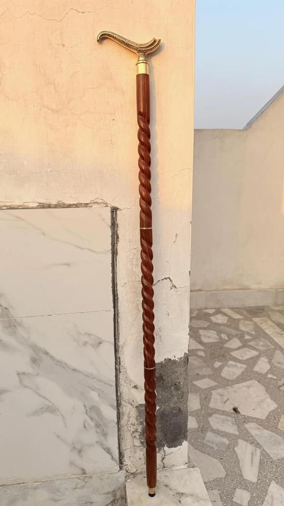 Canne de marche élégante en bois, poignée en laiton, design pliable portable, décoration d'intérieur