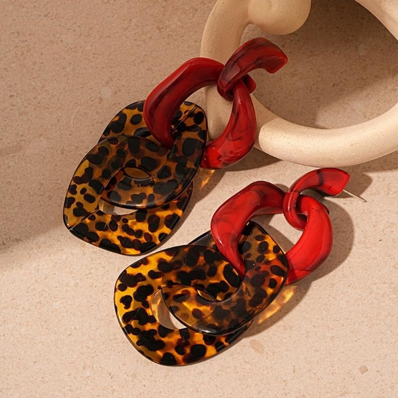 Orecchini a borchia con stampa leopardo unici Orecchini impermeabili Orecchini alla moda Borchie geometriche per orecchie Adatti a varie occasioni