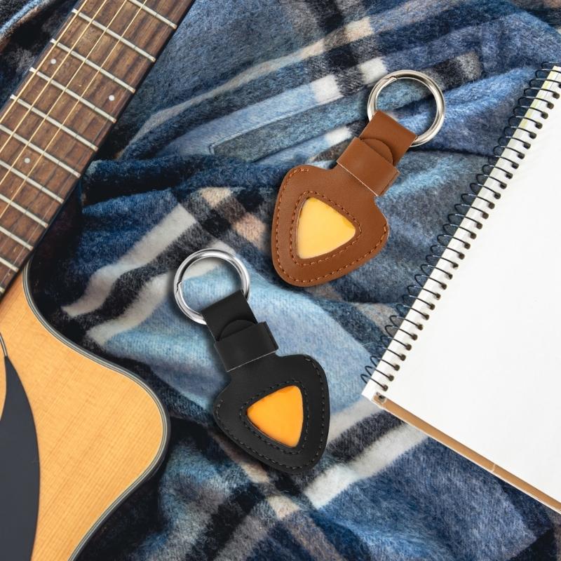 Guitar Pick Container Guitar Accessory Tool Pocket with Keychain Guitar Pick Holder Guitar Pick Pouches PU Texture
