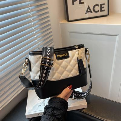 New Fashionable and Popular Contrasting Ribbon Stray Bag Versatile Shoulder Messenger Trendy Women's Bag