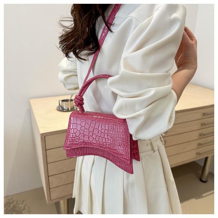 Trendy Street Style Pu Leather Handbag For Women Minimalist Square Shoulder Bag