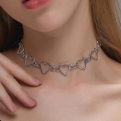 Accessories Fashion Hollow Necklace Women's, Retro Fashion Peach Heart Geometric Chain Necklace Necklace