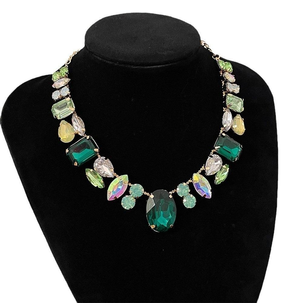 Decoration Vintage Chunky Necklace Charm Exaggerated Necklace Rhinestone Necklace  Gifts