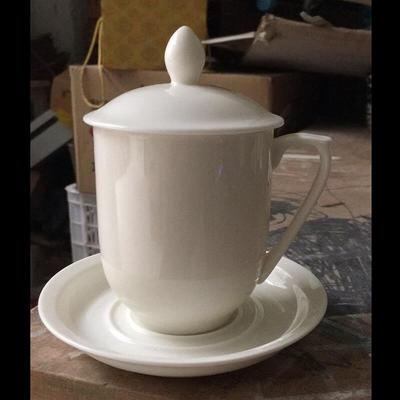 Chinese Pure White Ceramic Teacup with Lid and Saucer