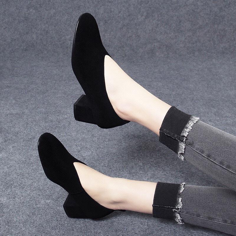 Women's Shoes Early Spring New Casual Round Head Thick Heel Black Sheepskin Thin One-pedal Middle Heel Single Shoes