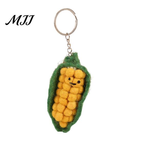 Crochet Fruit Pendant Felt Cartoon Vegetable Keychain, Garlic Pearl Mangosteen Corn Eggplant Bag Decoration Pepper Keyring Pendant, Handmade Keychain