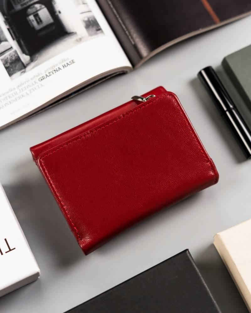 Classic, small women's wallet made of natural leather - Peterson