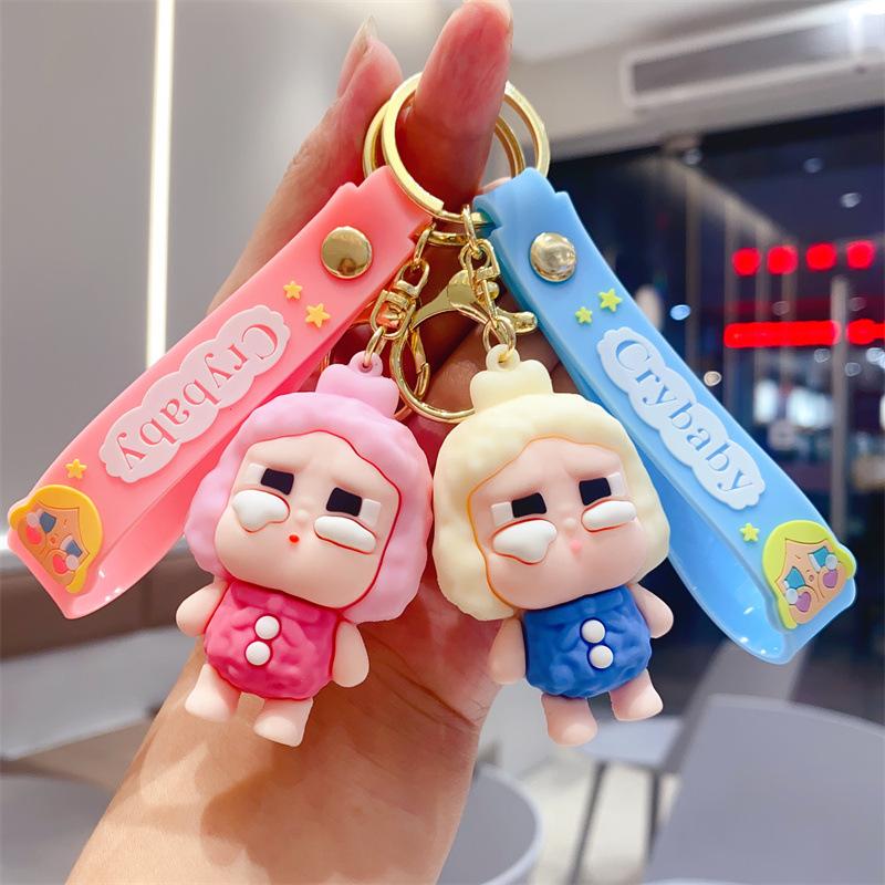Cartoon Niedlich Weinendes Baby Tränen Mädchen Schlüsselanhänger Taschenanhänger Beflockter Schmuck Kinderpuppenautomat Geschenke