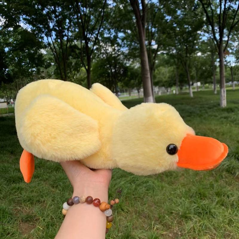 Cuscino Peluche Anatra Gialla Carina Morbido Soffice Anatra da Abbracciare Bambola Imbottita in Cotone PP Giocattolo Cartoon Animale Peluche Decorazione Divano Letto Casa