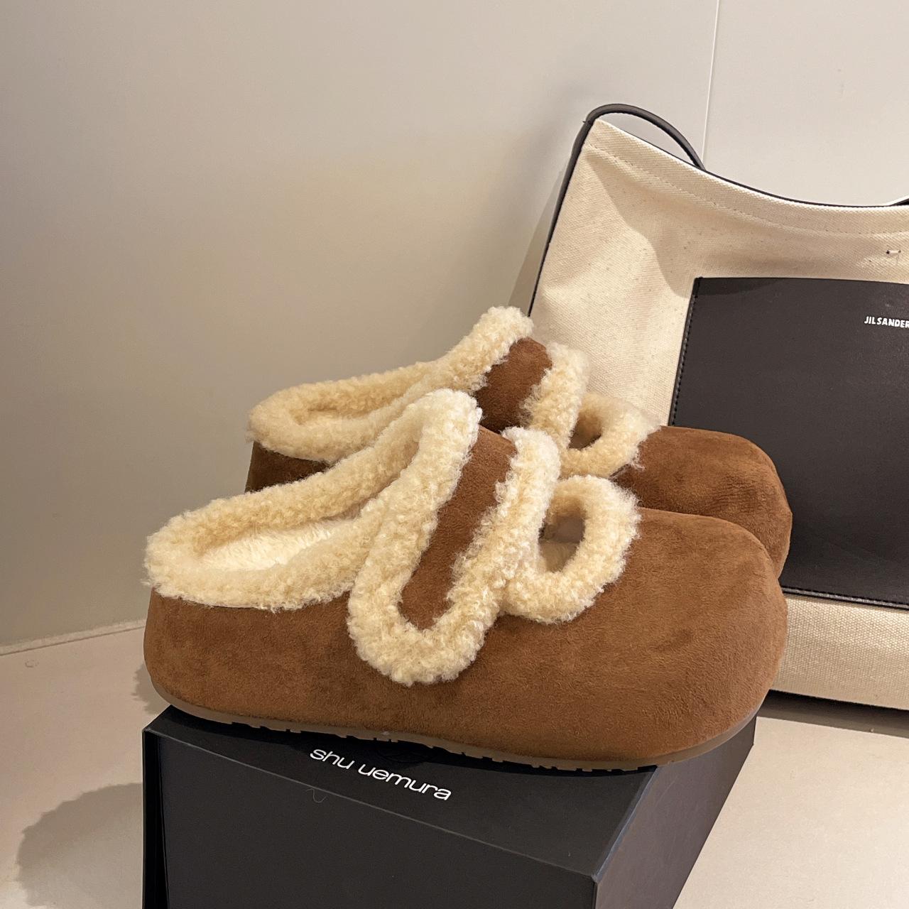 

2025 new vitality girl cute fluffy shoes women s winter flat heel versatile age-reducing Doudou shoes velvet warm cotton mop 35