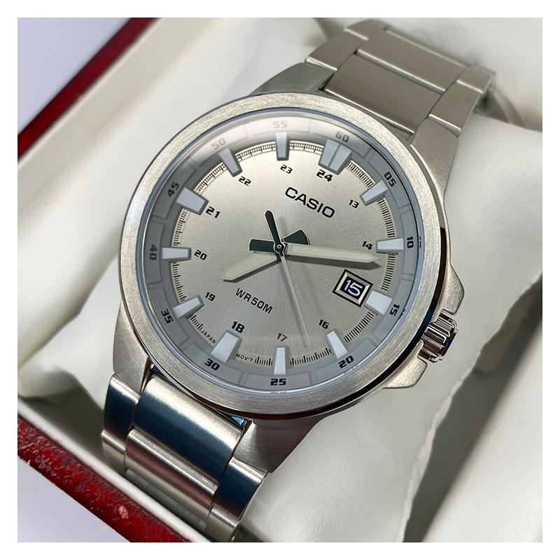 Casio CASIOSTANDARD series is simple and fashionable, quartz movement, stainless steel strap, Japanese and Korean watch, men's watch, MTP-E173D-7AV