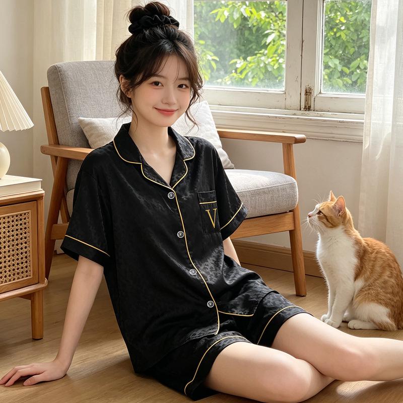 Sommerpyjama aus Eisseide im süßen Stil für Damen – kurzärmlige, coole und stylische Homewear