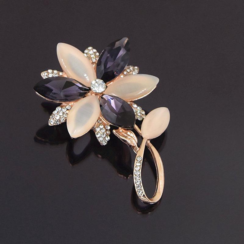 Elegant Rhinestone Cat s Eye Flower Brooch Lapel Pin Scarf Buckle