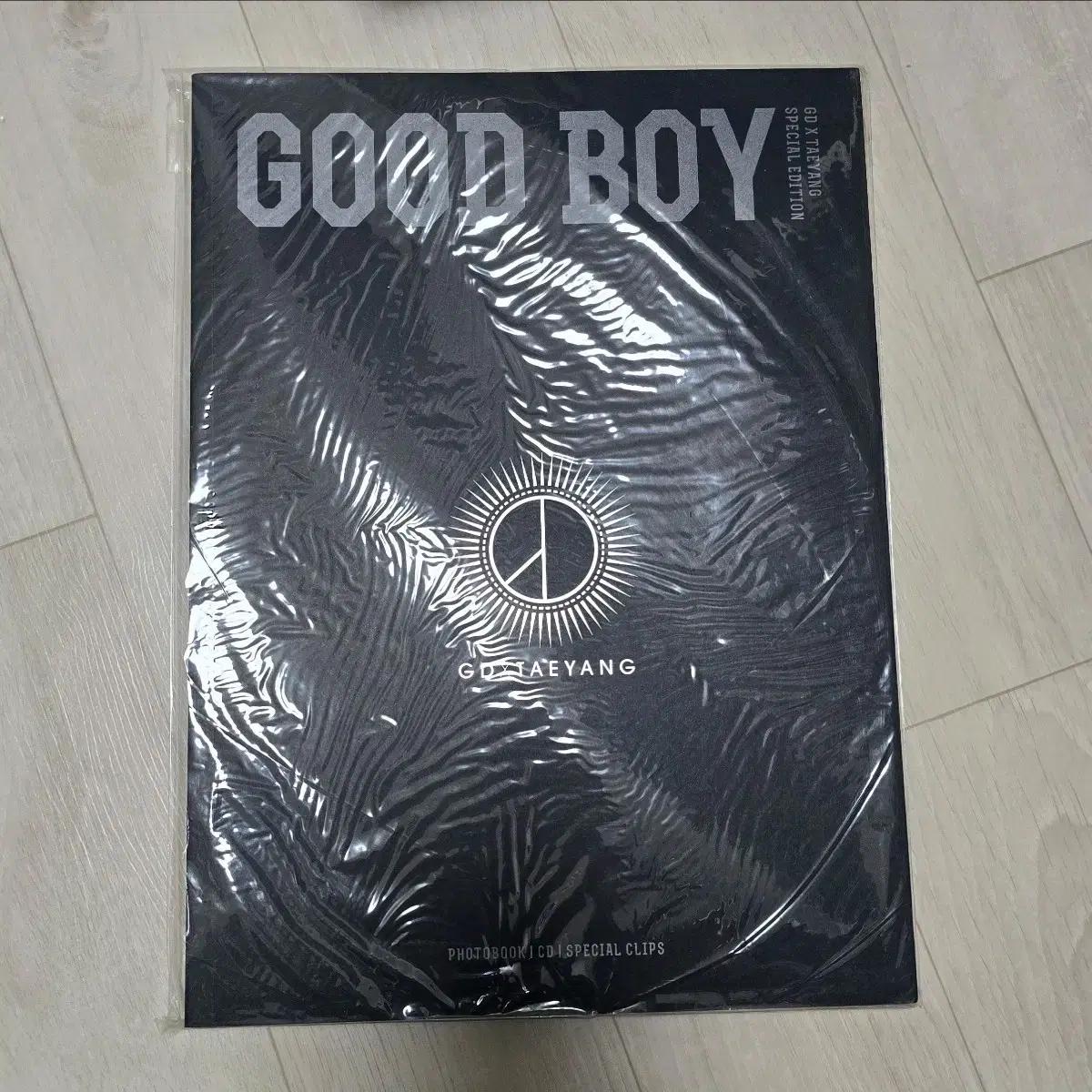 

G-Dragon Taiyo Goodboy, специальное издание, компакт-диск с фотокнигой