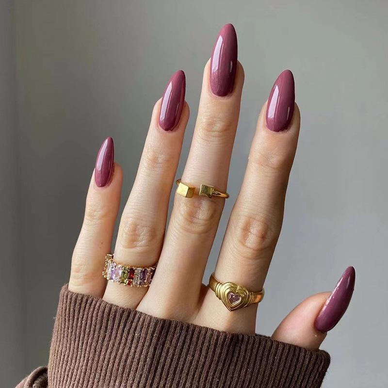 Mittelange einfarbige Aufkleb-Nagelspitzen - Fortgeschrittene Nailart-Patches