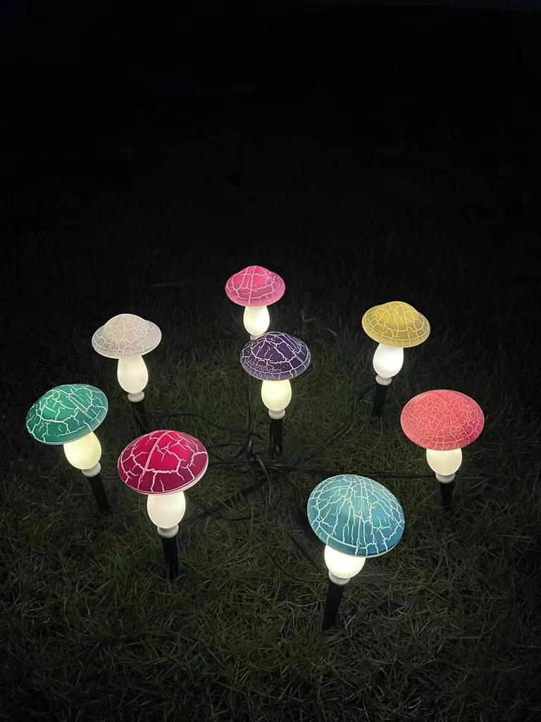 Solar Crackle Waterproof High Brightness Outdoor Mushroom Lamp for Courtyard and Lawn Decoration