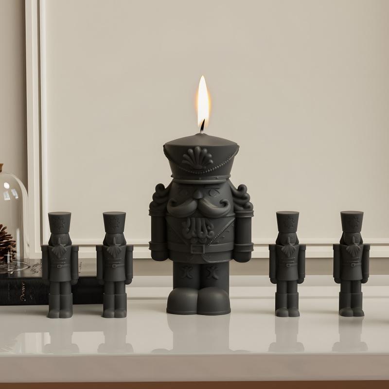 1Pcs Soldier Candle Plaster Cement King Figurine Wax Product Casting Tool For Diy 3D Nutcracker Ornament Silicone Mold