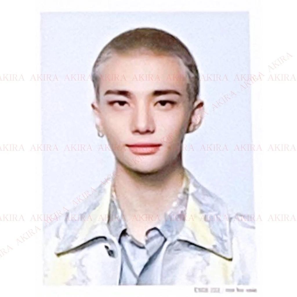 STRAY KIDS JAPÓN 3er MINI ÁLBUM Hollow TARJETA FOTOGRÁFICA DEL ÁLBUM POB DE JAPÓN LUCKYDRAW