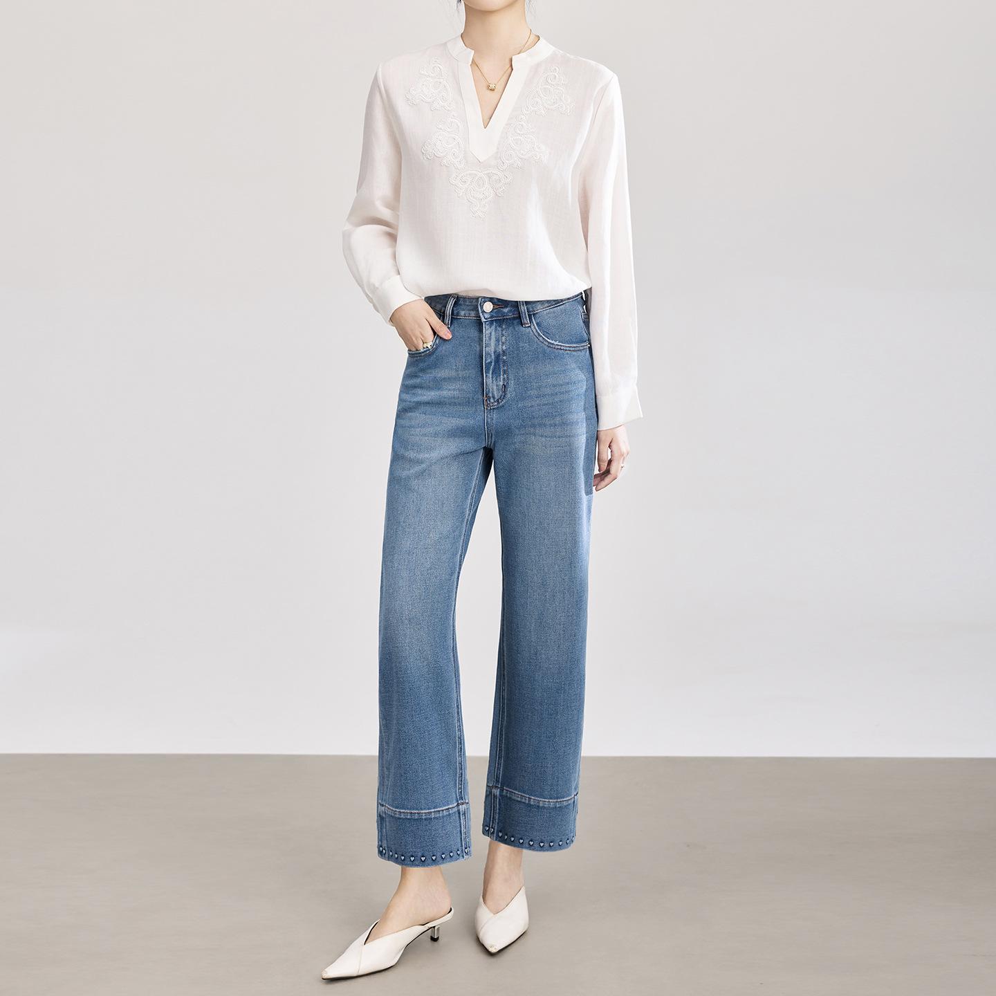 Ideal Fit Women s Heart Embossed Straight-Leg Stretch Jeans - Summer New Arrival 26