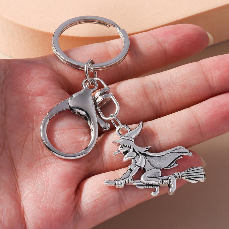 Fashion Stainless Halloween Keychain Charms Witch key Rings for Men Women Handbag Pendants DIY Handmade Holloween Jewelry Gifts