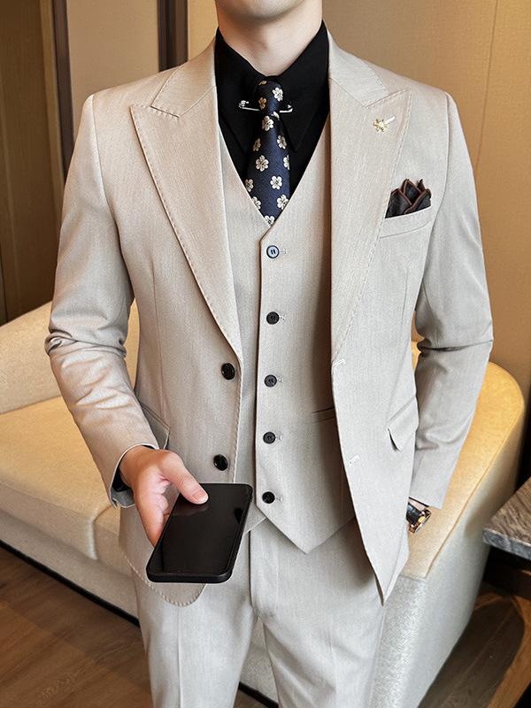 Men's Slim Fit Two-Button Peak Lapel Three-Piece Suit