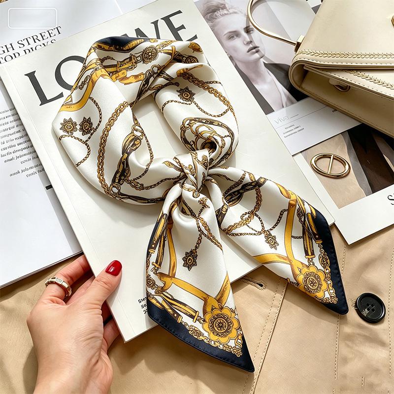 Spring and Autumn thin flight attendant occupation small scarf headscarf small square scarf female foreign style literary Korean versatile cartoon sil