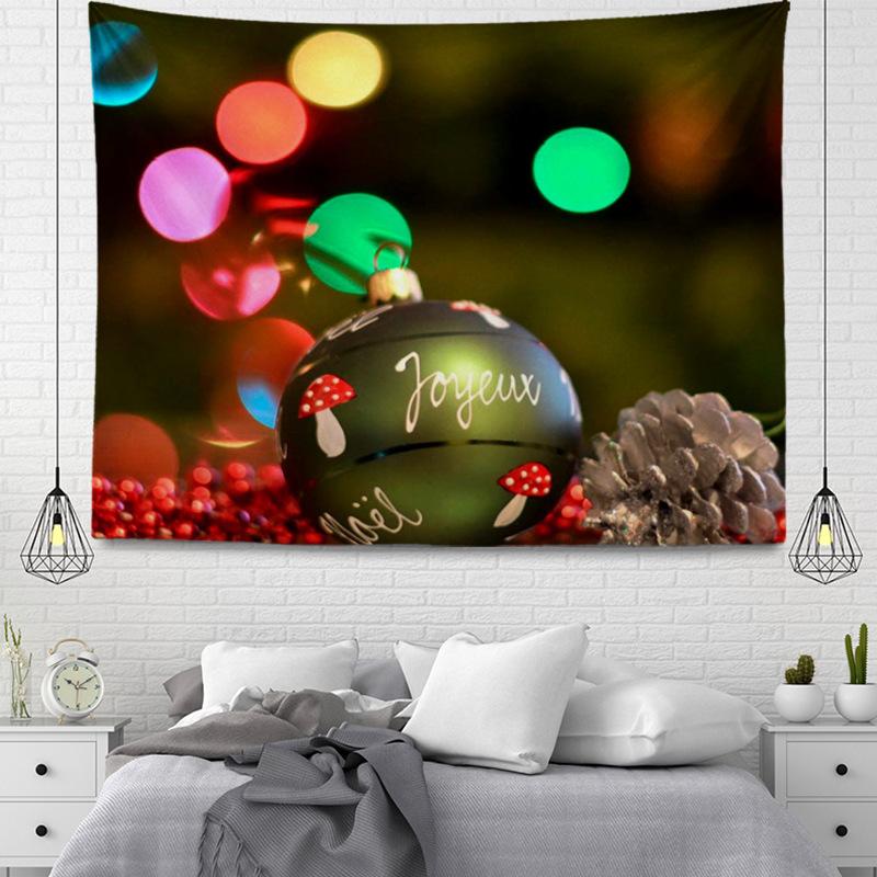 Hängende Wandteppiche aus Stoff im weihnachtlichen Stil