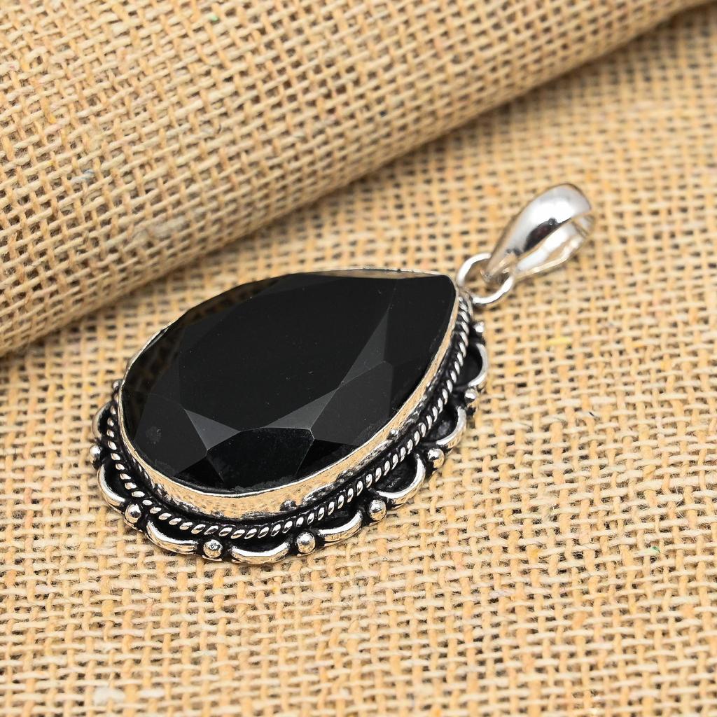 Black Spinel Gemstone Handmade 925 Sterling Silver Jewelry Lavish Pendant For Wedding Gift