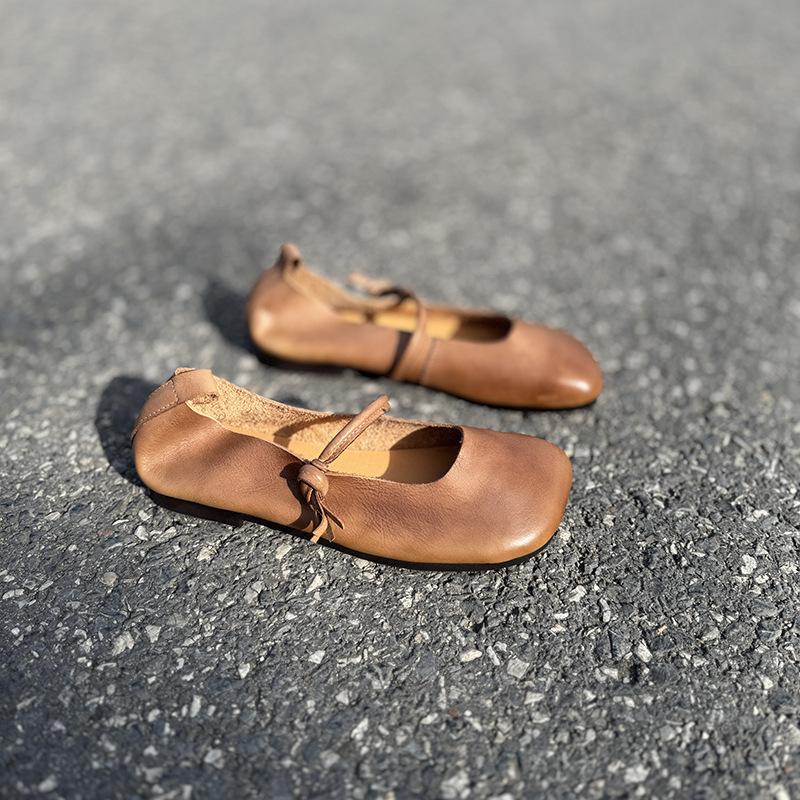 Johnature Spring Autumn Retro Button Shallow Soft Sole Flats Casual Round Toe Loafers Women Genuine Leather Shoes