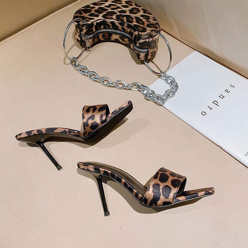 

French niche square head cool slippers outside women s shoes 2025 new summer with skirt leopard print high-heeled sandals 40
