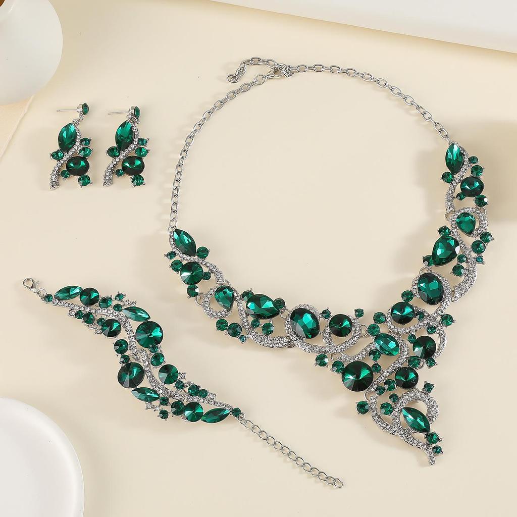 Retro Modeschmuck Set: Elegantes Halsketten-, Ohrring- und Armband-Set für Abendkleider