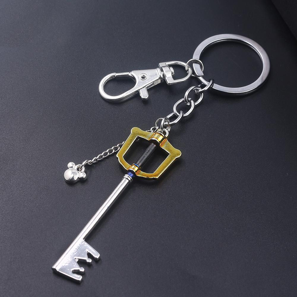 SG Hot Game Kingdom Hearts Key Keychains Sora Crown Roxas Keyblade Paopu Fruit Weapon Pendants Keyring For Men Car Jewelry Gift