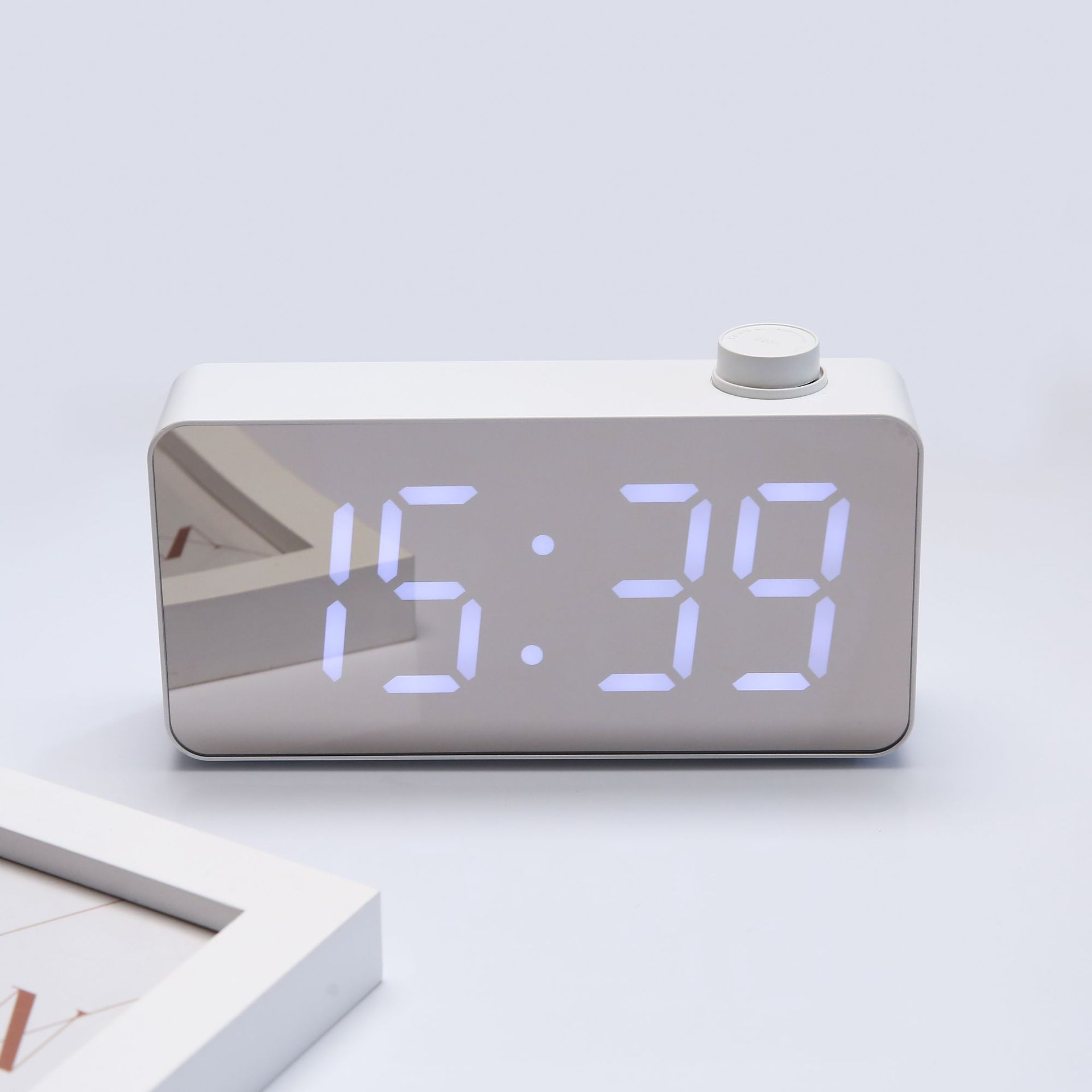

Electronic Clock Mirror Clock Electronic Digital Clock New Digital Mirror Clock Creative Knob Alarm Clock