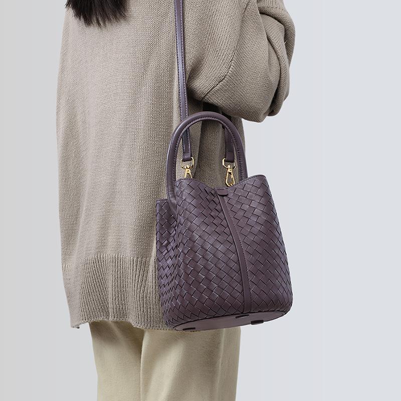 Women's Bag Women's Bag Crossbody Bucket Bags Braided Bag Hand Bill Shoulder Bag