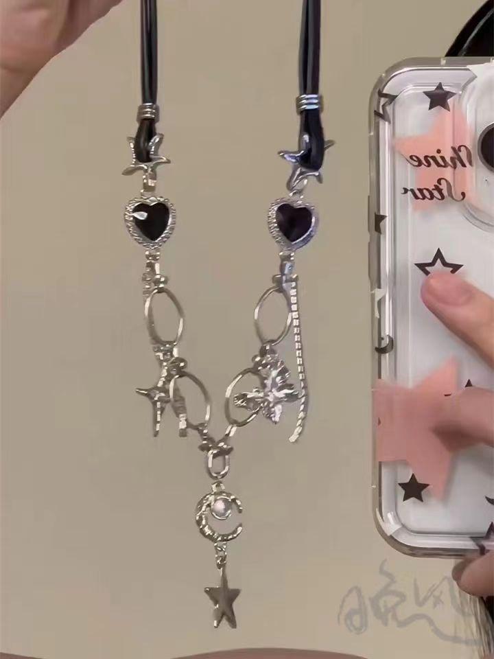 2025 Punk Necklace: Irregular Y2K Subculture Clavicle Chain for Men & Women